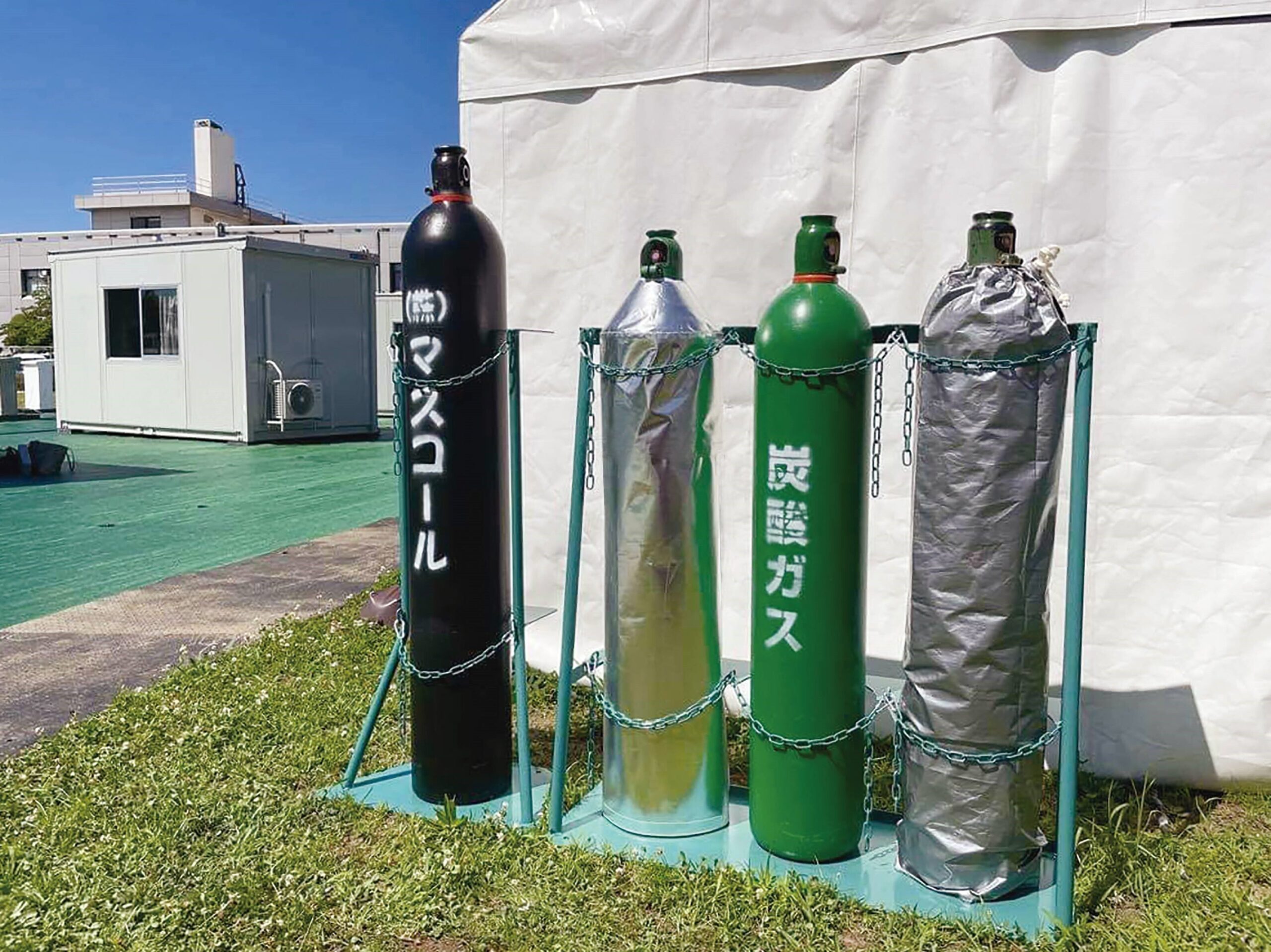 夏の暑さからガスボンベを守る！ガスボンベカバーの共同開発を開始し